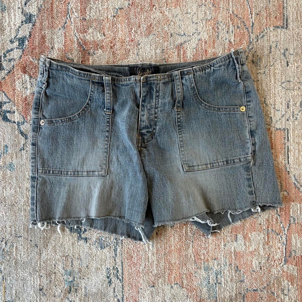 Angels Womens Y2K Low Rise Denim Shorts Blue Medium Wash Size 30 Cutoff